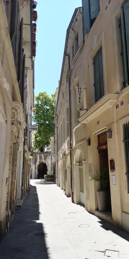 Hotel De L'Amphitheatre Nîmes Exteriör bild