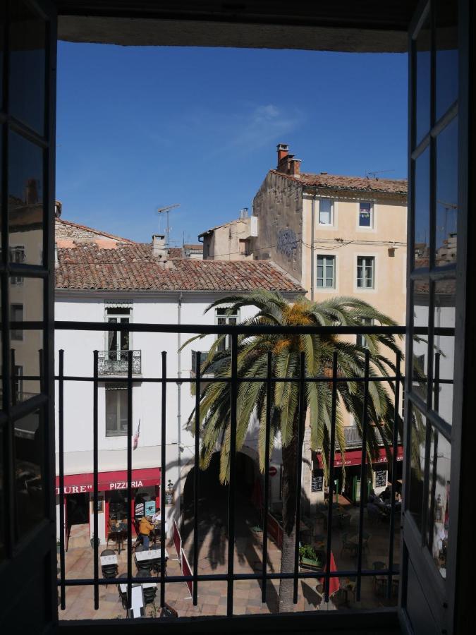 Hotel De L'Amphitheatre Nîmes Exteriör bild